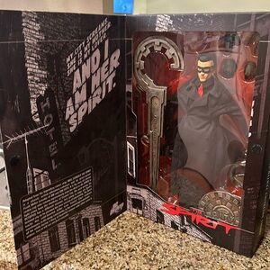 NWT- DC Comics Unlimited: The Spirit 1:6 Scale Deluxe Collector Figure